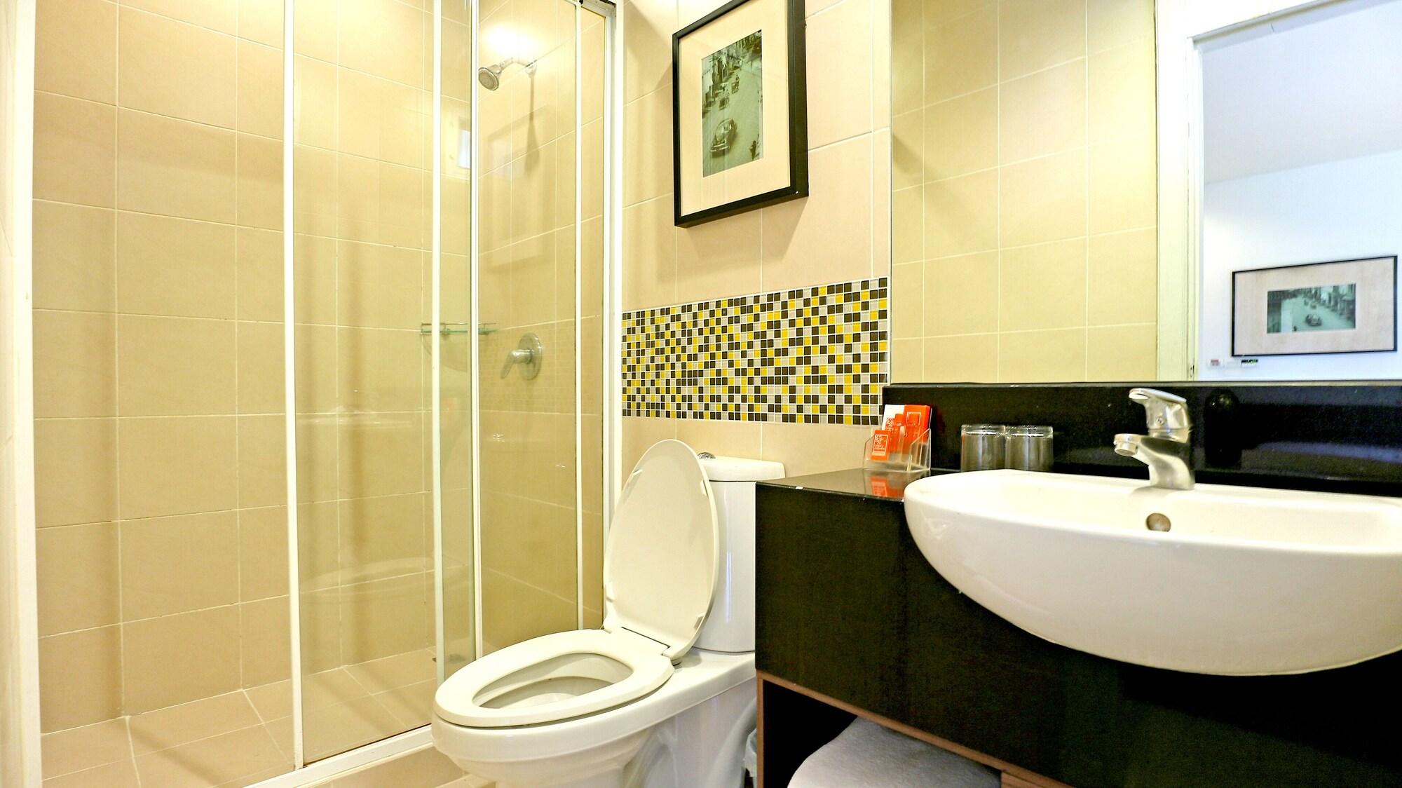 Legacy Hotel Bangkok Sukhumvit Екстер'єр фото