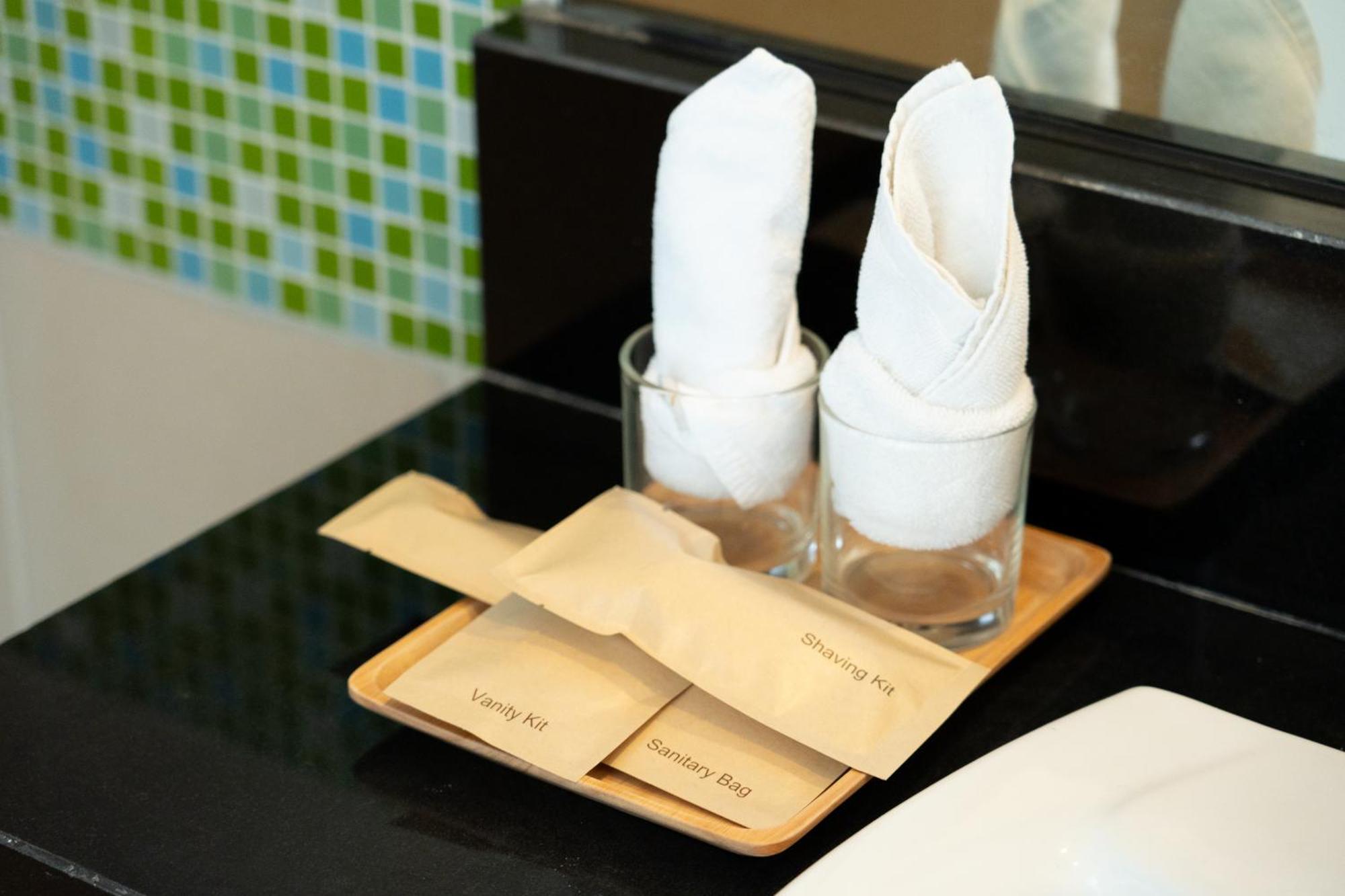 Legacy Hotel Bangkok Sukhumvit Екстер'єр фото