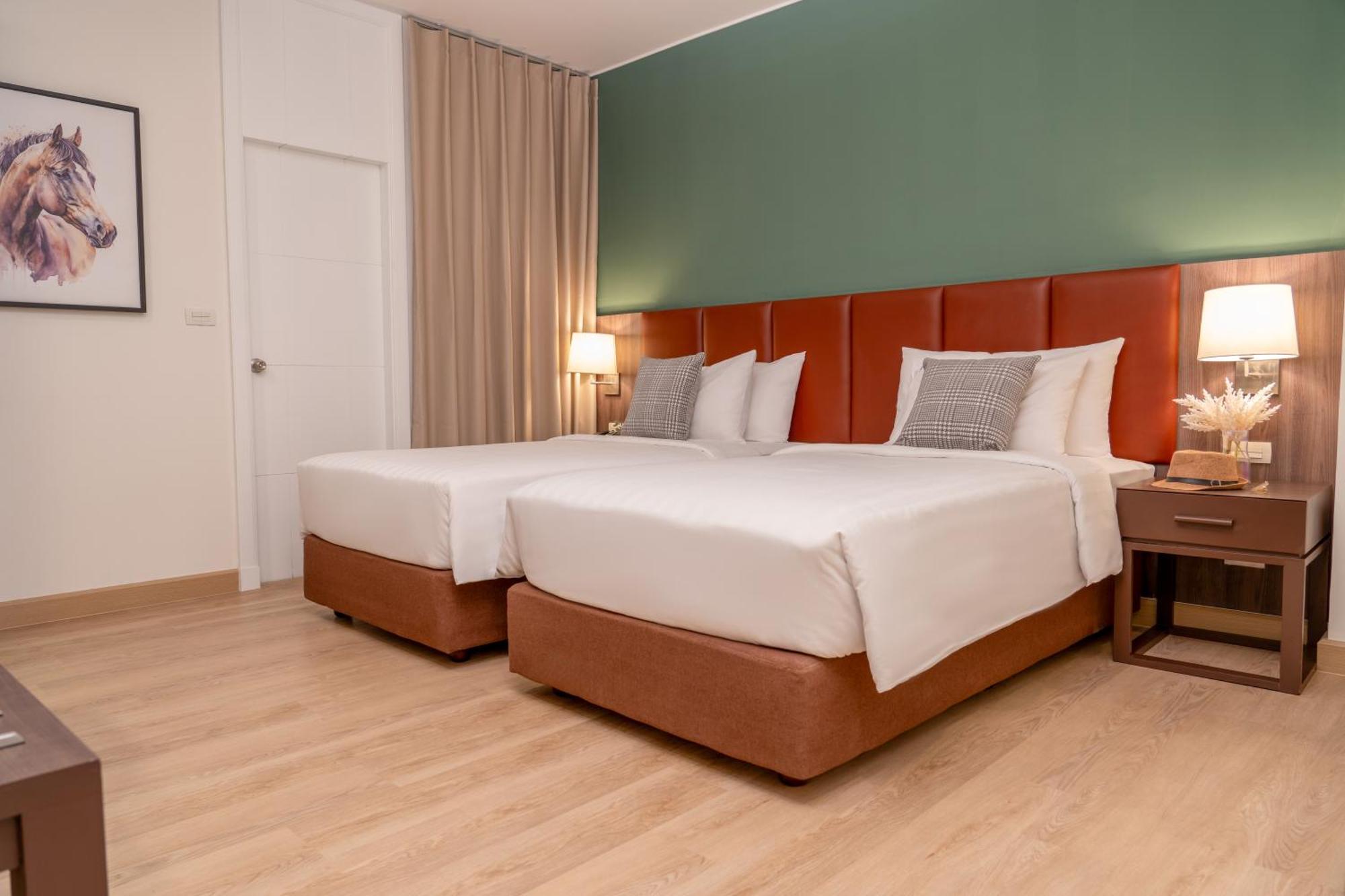 Legacy Hotel Bangkok Sukhumvit Екстер'єр фото