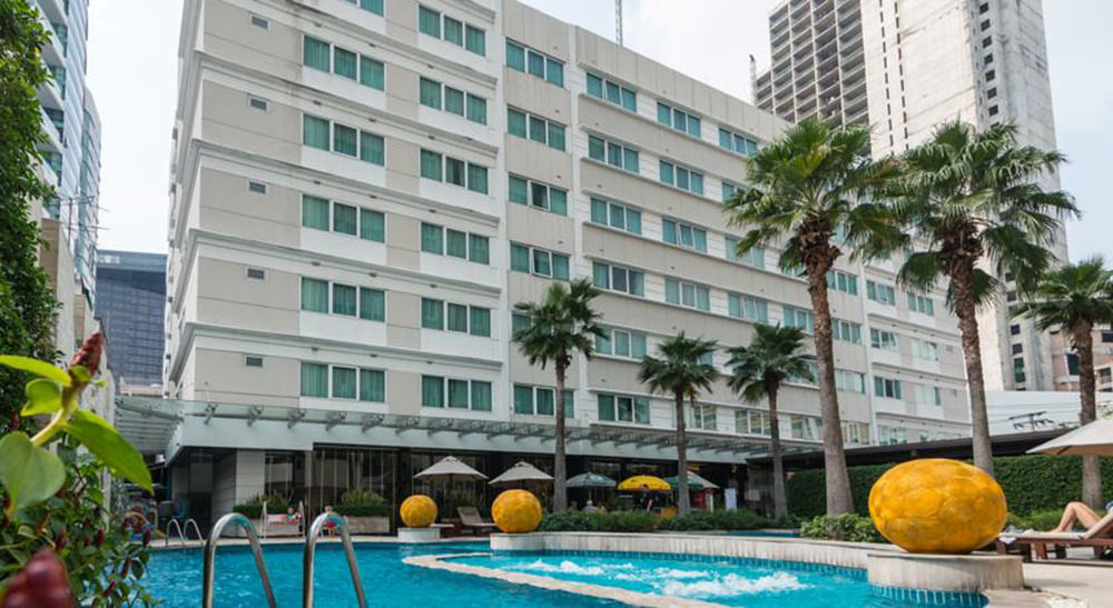 Legacy Hotel Bangkok Sukhumvit Екстер'єр фото