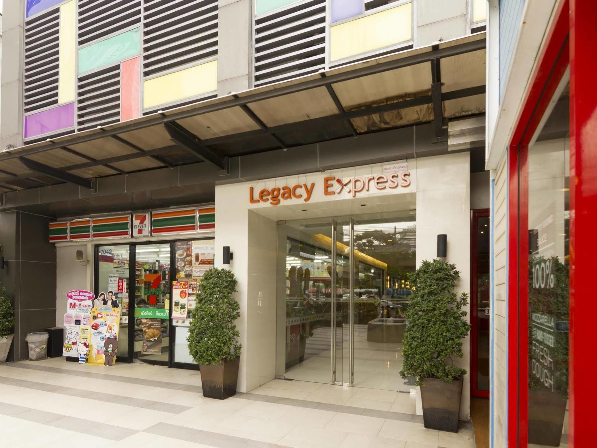 Legacy Hotel Bangkok Sukhumvit Екстер'єр фото