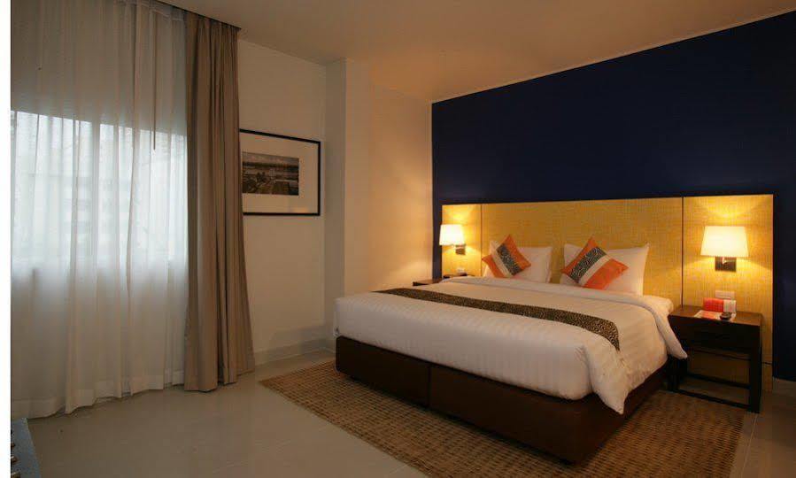 Legacy Hotel Bangkok Sukhumvit Екстер'єр фото